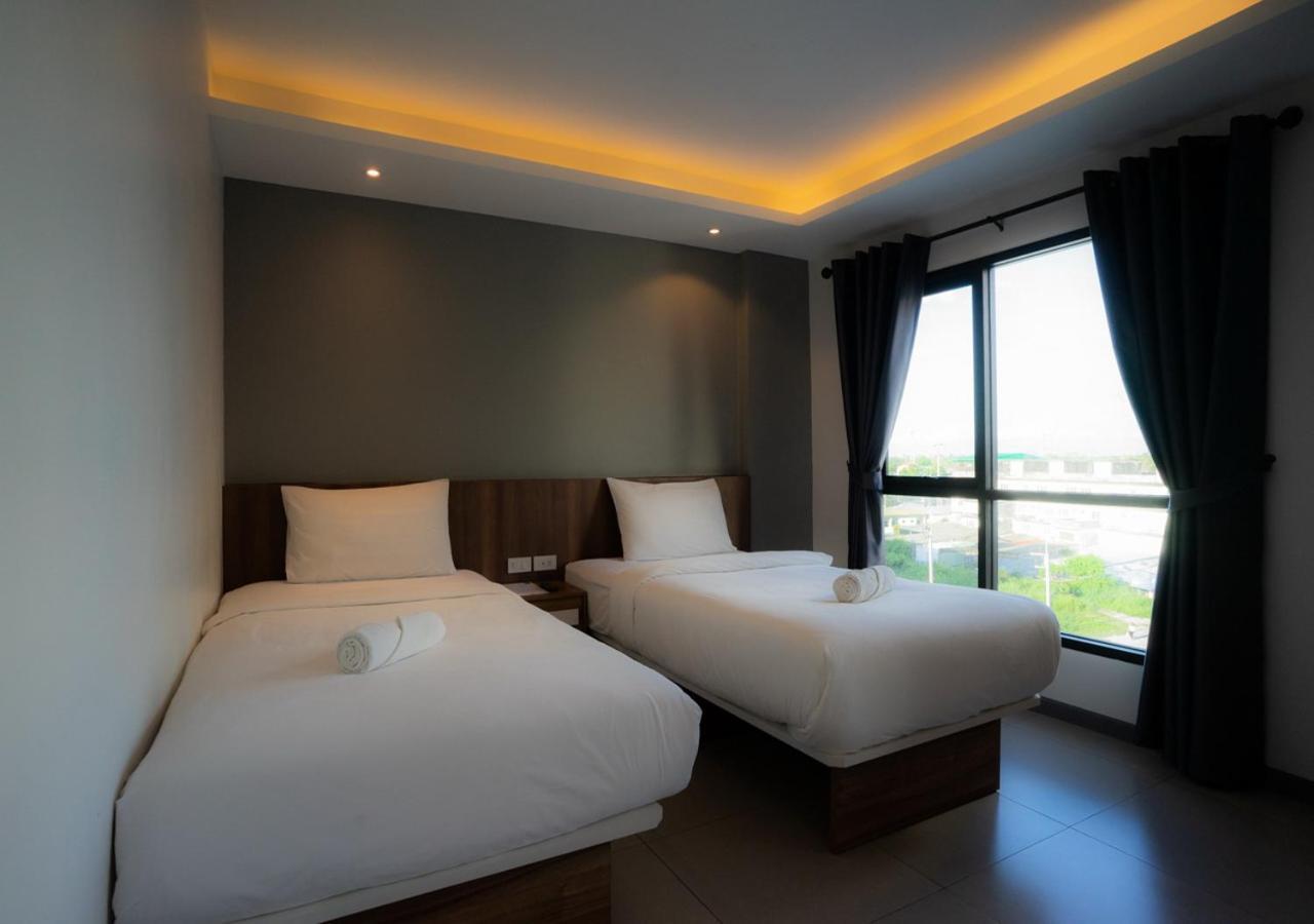 The Zleep Chonburi Hotel Kültér fotó