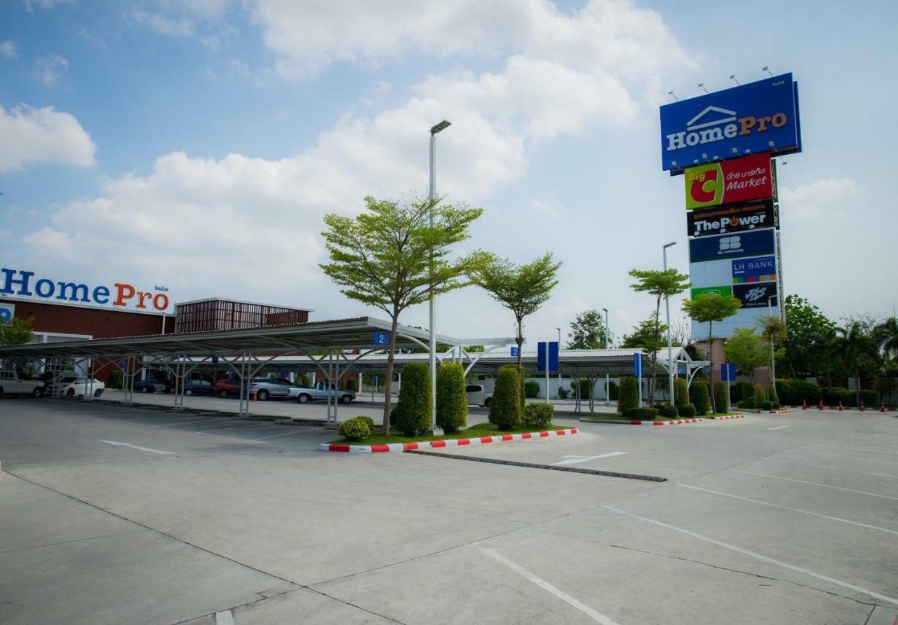 The Zleep Chonburi Hotel Kültér fotó